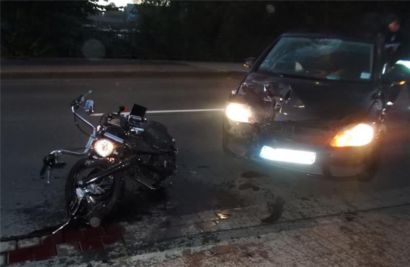 Am 24. August kam zu einem Verkehrsunfall in Stade, bei dem ein 58-jähriger Motorradfahrer schwere Verletzungen erlitt. Foto: Polizei