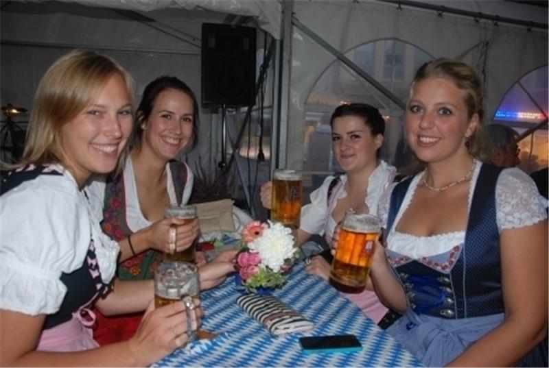 O’zapft is: Wenn der Norden ganz zünftig bayrische Feste feste feiert