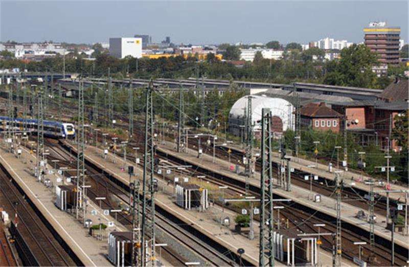 Hamburg kauft Bahn-Grundstück für „Mitte Altona“ Foto dpa