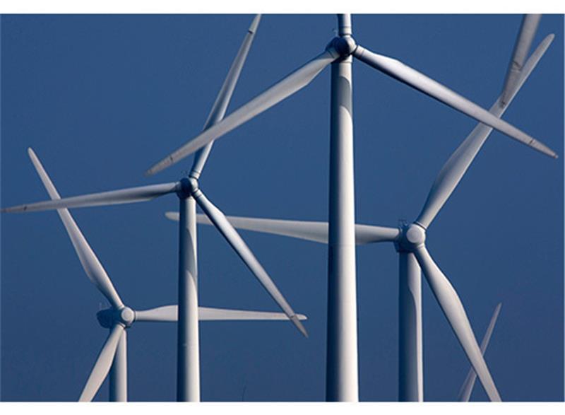 Mit 21 Prozent lag mit Stand Ende 2021 der größte Anteil der installierten Leistung bei der Windkraft an Land nach Angaben der Energiewirtschaft in Niedersachsen. Foto: Jens Büttner