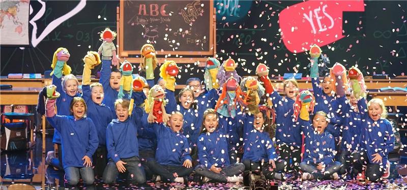 Sie haben fleißig geprobt: Der Kinderchor „Blue Voice“ aus Fischbek präsentiert im Wettstreit der Puppenspieler bei RTL am kommenden Freitag ein kleines Puppen-Musical.