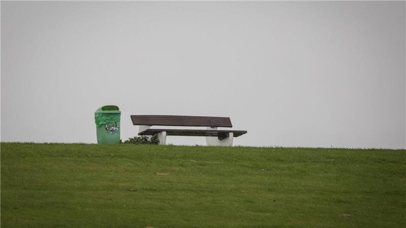  An den Küsten kann es zum Wochenbeginn stürmisch werden. (Symbolbild) 