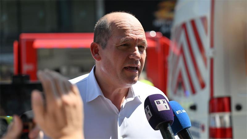 Aufzüge stürzen auf Baustelle in Brüssel ab - Sechs Tote Bürgermeister Philippe Close dankte den Rettungskräften.