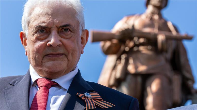  Der Bundestag schließt die Botschafter von Russland und Belarus von der zentralen Gedenkfeier zum 80. Jahrestag des Endes des Zweiten Weltkriegs am 8. Mai aus. 