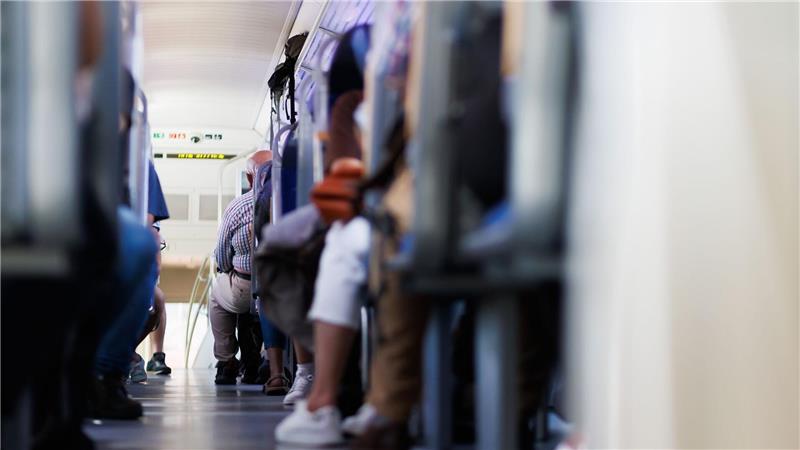 Abschaffung der Familienreservierung: Druck auf Bahn steigt Die Deutsche Bahn will die Familienreservierung ab dem 15. Juni nicht mehr anbieten. (Archivbild)