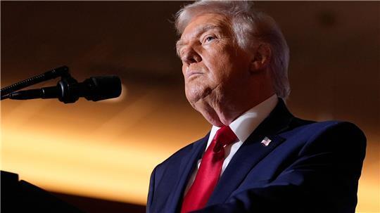  Die USA haben einen Öltanker beschlagnahmt, erklärte US-Präsident Donald Trump.