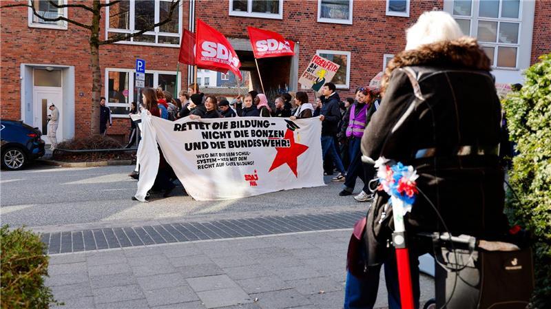  Eine kommende Demonstration soll am 8. Mai stattfinden.
