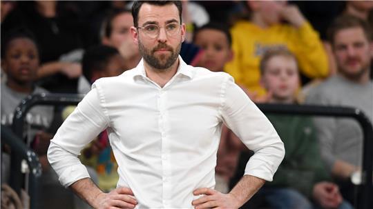  Hamburgs Trainer Benka Barloschky verpasst mit seinem Team die Play-Ins.