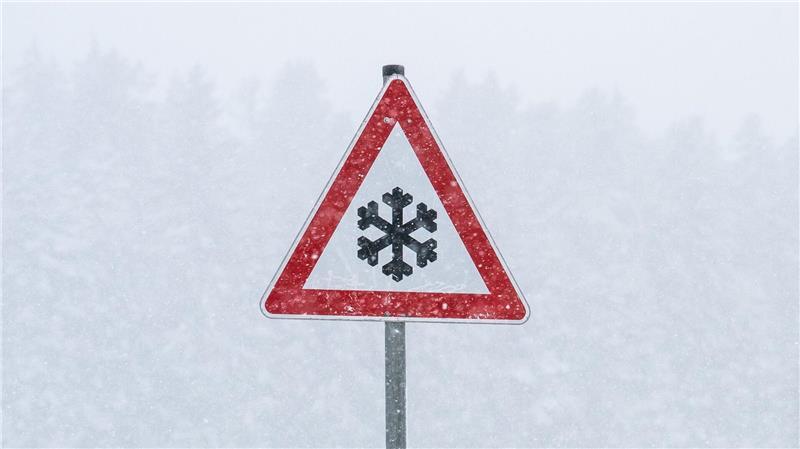  Im Hochschwarzwald sei sogar bis zu 20 Zentimeter neuer Schnee möglich, so der DWD.