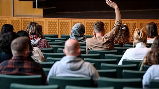  Immer weniger Studierende entscheiden sich für ein Studium der Geisteswissenschaften. (Symbolfoto)
