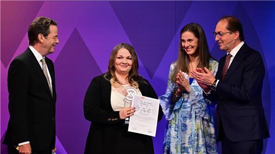  Inna Rommelfanger aus Verden (zweite von links) wurde geehrt. 