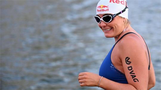  Rund 200 Kilometer will die gebürtige Marburgerin in vier Tagen von Frankfurt nach Köln schwimmen.