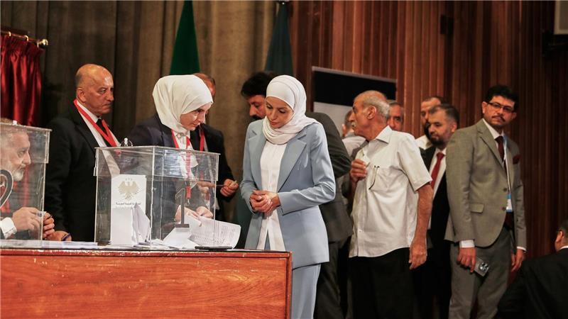  Syrischen Wahlgremium stimmt über neues Parlament ab