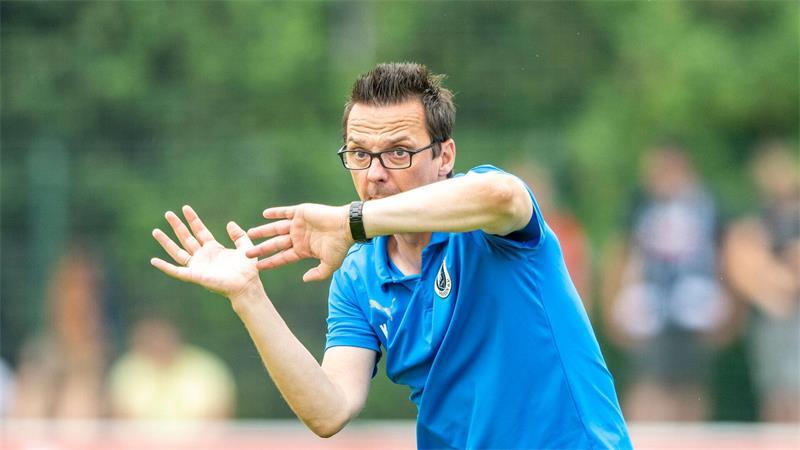  Trainer Kristian Arambasic damals noch im Dienst für BSV Rehden. (Archivbild)