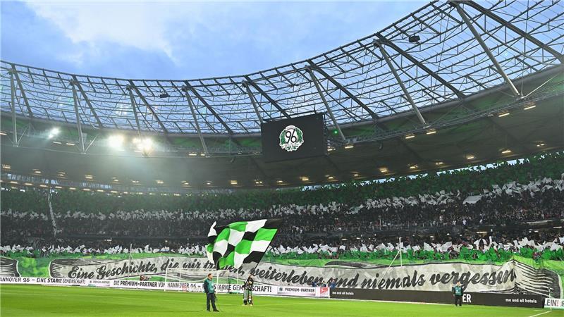  Zum 130. Geburtstag gibt es eine große Choreographie der Fans von Hannover 96.