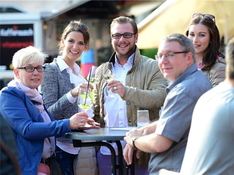 Winzerfest: 250 Weine und Spezialitäten in Stades Altstadt „ Zum Wohl “ heißt es am Wochenende in Stades Altstadt.