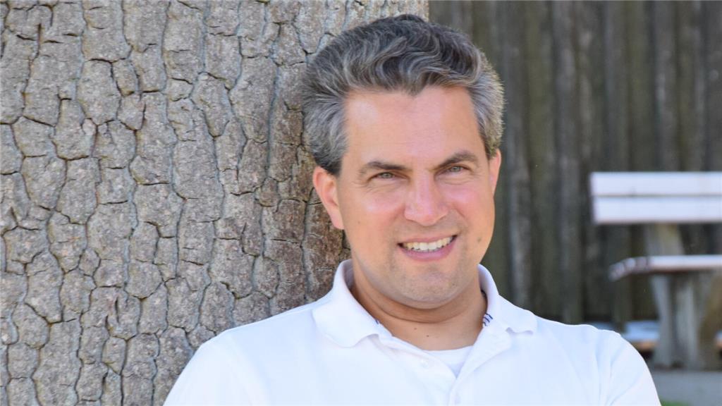 ... weil Europa mir am Herzen liegt."  Pastor Paul Benjamin Henke aus Jork zur E...