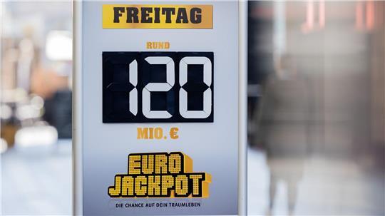 120 Millionen Euro liegen immer noch Eurojackpot bereit. Die Voraussetzung: Sieben richtige Zahlen. (Symbolbild)