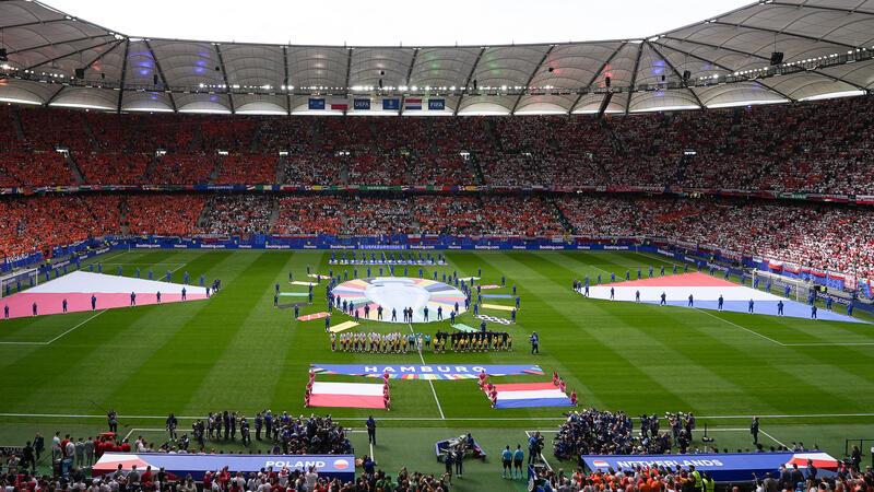 150 Volunteers sind an der Zeremonie vor Spielbeginn beteiligt.