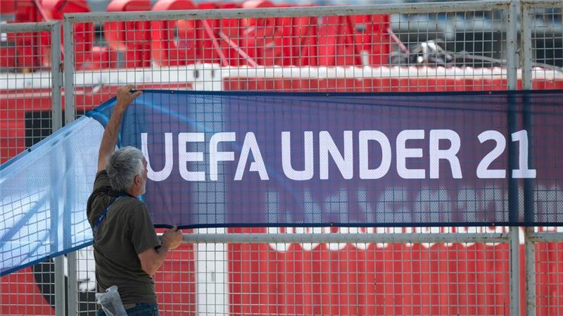 Brisante Vergabe: U21-EM 2027 in Albanien und Serbien 16 Teams spielten ab dem 21. Juni 2023 in Georgien und Rumänien um den Titel des U21-Europameisters.