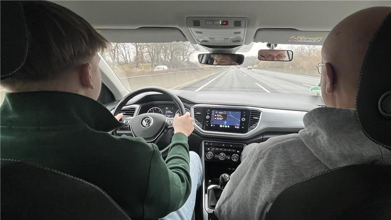 175 Stundenkilometer: So schnell fährt Mats Jonas nicht einmal auf der Rennstrecke.