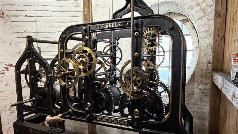 1909 wurde die Weule-Uhr in der niedersächsischen Stadt Bockenem gefertigt.