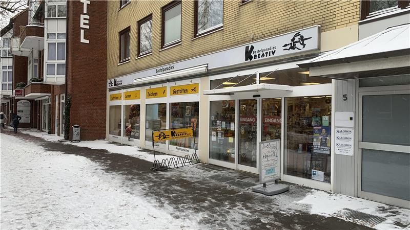 1997 zog das Kreativ Bastelparadies in die Bahnhofstraße 5 und liegt damit direkt vor dem Zentrum der Innenstadt.