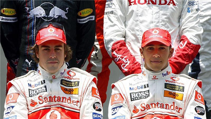 2007 verspielten Fernando Alonso (l) und Lewis Hamilton die Fahrer-WM.