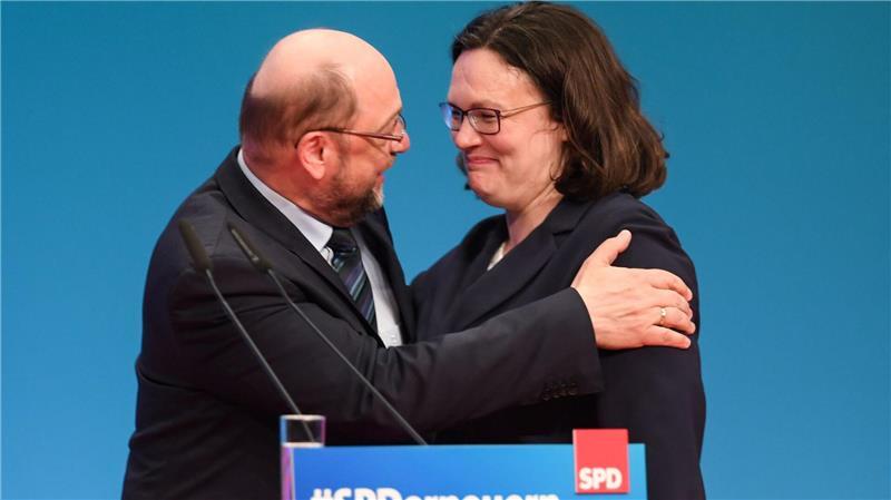 Als der HSV abstieg - Das war noch 2018 2018 - Andrea Nahles (r) und Martin Schulz.