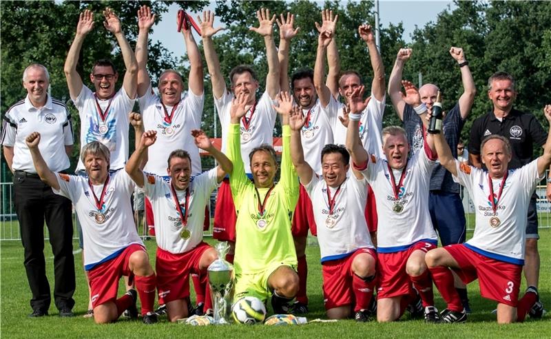 Ü50-Fußballer von A/O wollen Güldensterns Dominanz durchbrechen 2018 gewann der VfL Güldenstern Stade den Kreispokal durch ein 4:2 gegen Immenbeck. Foto: Struwe