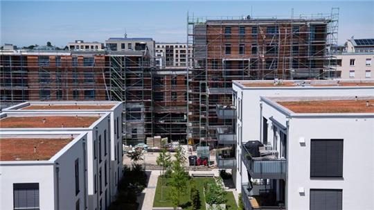 2023 Jahr wurden in neu zu errichtenden Wohngebäuden insgesamt 214.100 Wohnungen genehmigt - rund 30 Prozent weniger als im Vorjahr.