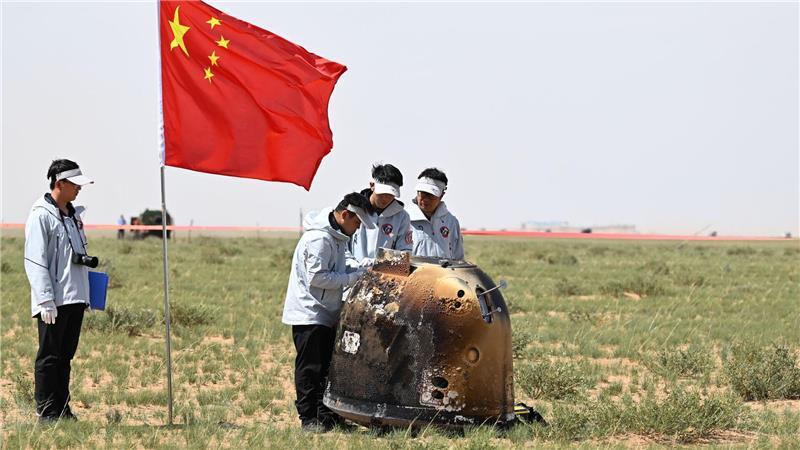 Sind 2026 erstmals wieder Menschen am Mond? 2024 hatte die viel umjubelte „Chang’e 6“-Mission erstmals Gesteinsproben von der schwer erreichbaren Rückseite des Erdtrabanten zurück zur Erde gebracht. (Archivbild)