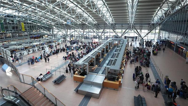 Deutlich mehr Passagiere am Hamburger Flughafen 2024 2024 nutzten deutlich mehr Reisende den Hamburger Flughafen als noch im Vorjahr.
