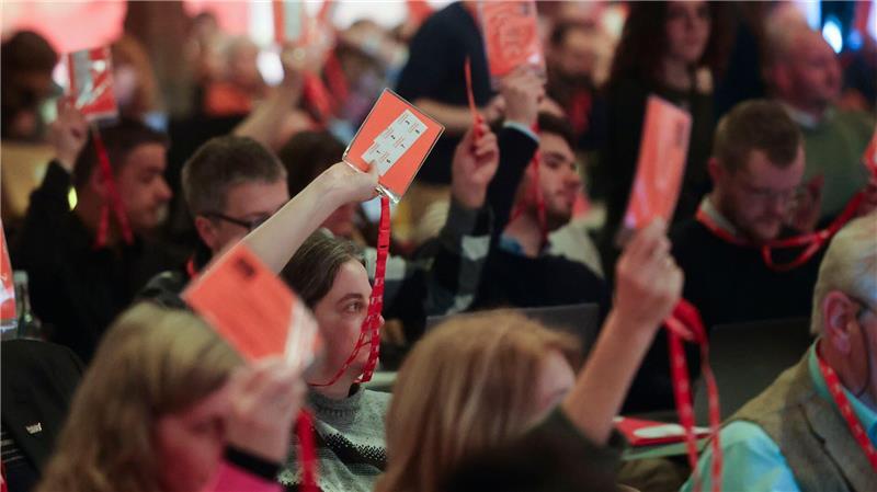 212 Delegierte konnten ihre Stimme abgeben.