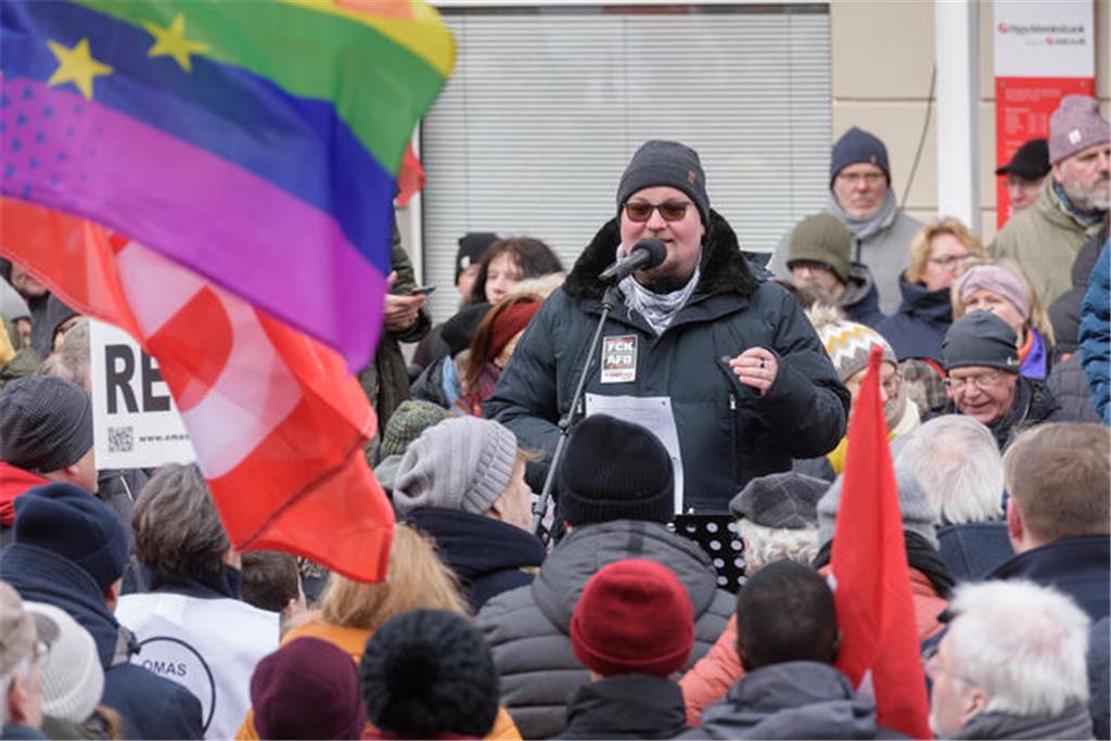 2500 Menschen demonstrieren in Buxtehude.