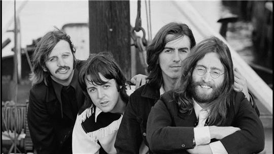 30 Jahre nach „The Beatles Anthology“ erscheint eine neue Zusammenstellung - und die Dokumentarfilm-Serie läuft beim Streamingdienst Disney+.