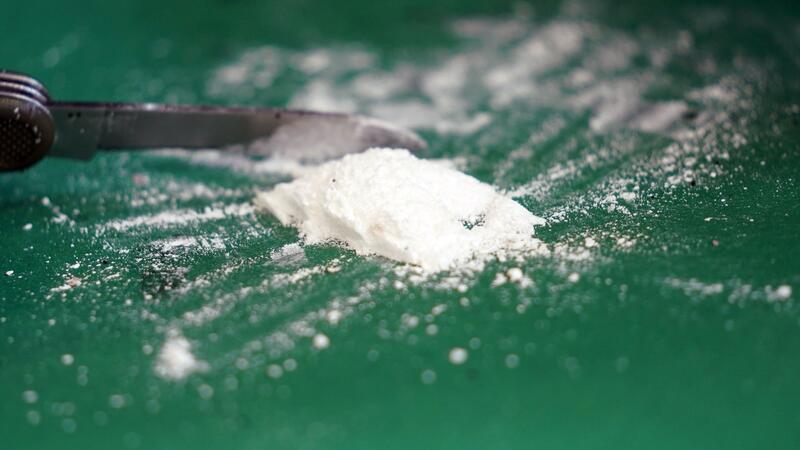 88 Drogentote in Hamburg: Kokain und Crack oft Todesursache 30 Menschen starben laut Senat im Jahr 2023 nach dem Konsum nur einer Droge. Kokain spielte eine große Rolle. (Symbolbild)