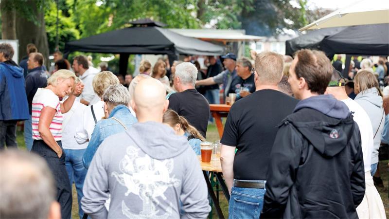 3000 Gäste lockte das BBQ Festival Himmelpforten im vergangenen Jahr in den Park der Villa von Issendorff.