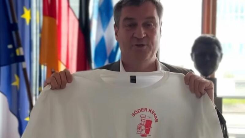 Söder lädt 40 Personen zum Döner essen ein 40 ausgeloste Personen will Markus Söder in der kommenden Woche zum Döner essen einladen.