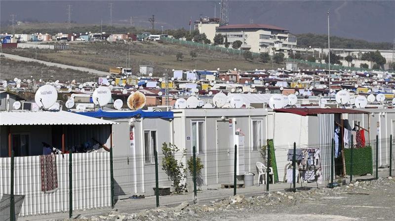 Zwei Jahre nach Beben: Knapp 650.000 in Türkei in Containern 400.000 Menschen leben in der Erdbebenregion weiterhin in Containern. (Archivbild)