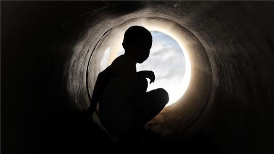 81.000 Kinder und Jugendliche wurden im Jahr 2022 wegen psychischer Erkrankungen stationär in Kliniken behandelt. (Symbolbild)
