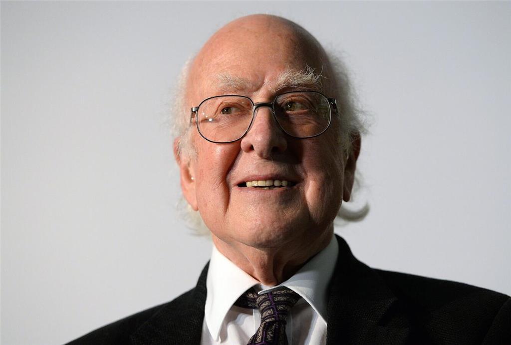 ARCHIV - Der Nobelpreisträger Peter Higgs ist im Alter von 94 Jahren verstorben....