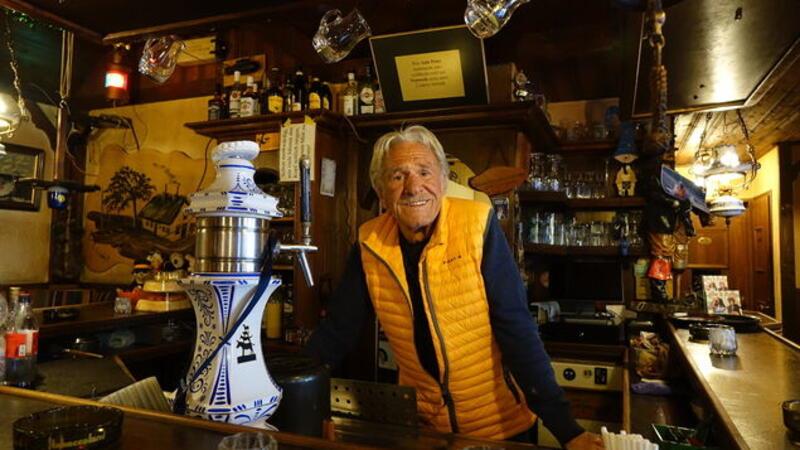 Nach 37 Jahren „Aale Peter“ in Duhnen: Das Ende einer Ära in Cuxhaven Aale Peter ist ein Cuxhavener Urgestein.