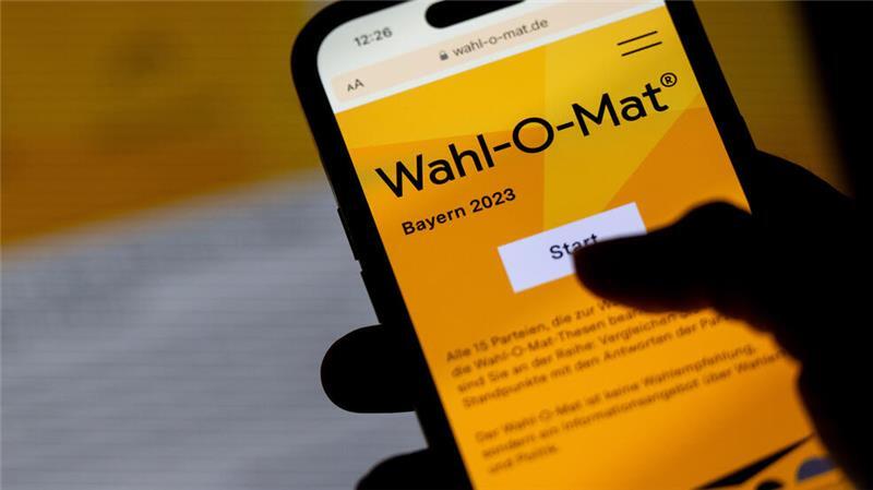 Ab 6. Februar lässt sich der Wahl-O-Mat zur vorgezogenen Bundestagswahl 2025 nutzen - natürlich auch auf dem Smartphone.