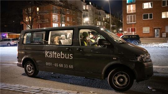 Ab dem 1. November fährt der Kältebus jede Nacht durch Hamburg. (Archivbild)