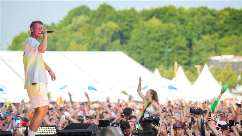 Ab jetzt wieder auf der Bühne: Julian Sommer.