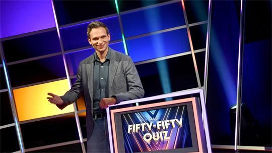 Ab jetzt wird gequizzt: Fabian Köster bekommt eine neue Wissens-Spielshow. Er moderiert „Das Fifty-Fifty-Quiz“.