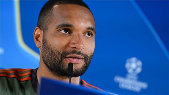 Abwehrspieler Jonathan Tah vom FC Bayern wird gegen PSG erneut heftig gefordert sein.