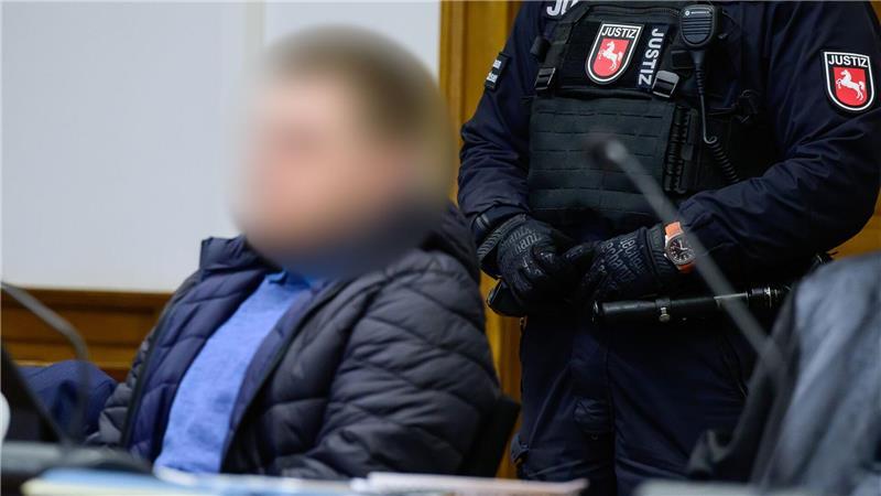 Acht Taten sollen die beiden Männer zusammen in Niedersachsen begangen haben.