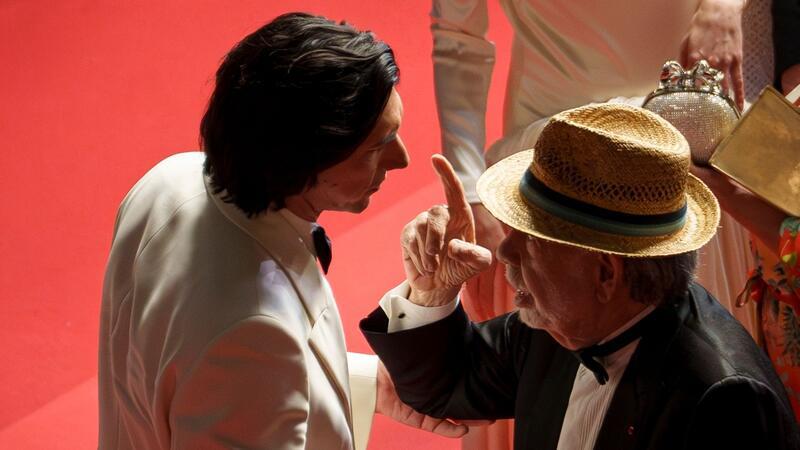 Francis Ford Coppola und sein wahnsinniges „Megalopolis“ Adam Driver (l) unterhält sich mit Regisseur Francis Ford Coppola auf dem roten Teppich.